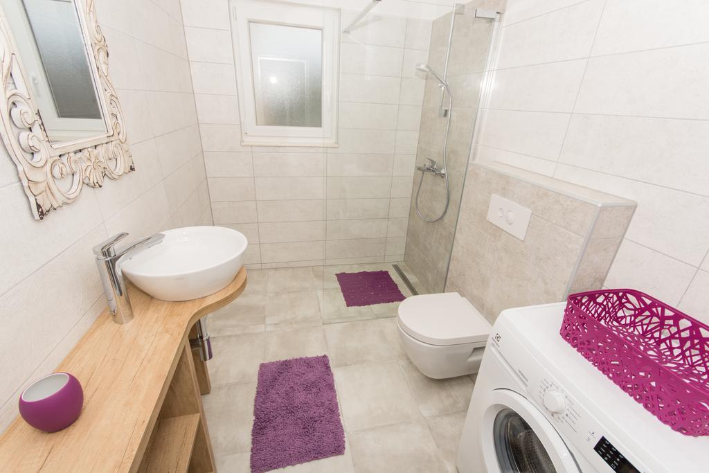 Apartment Mika1 Trogir Bagian luar foto