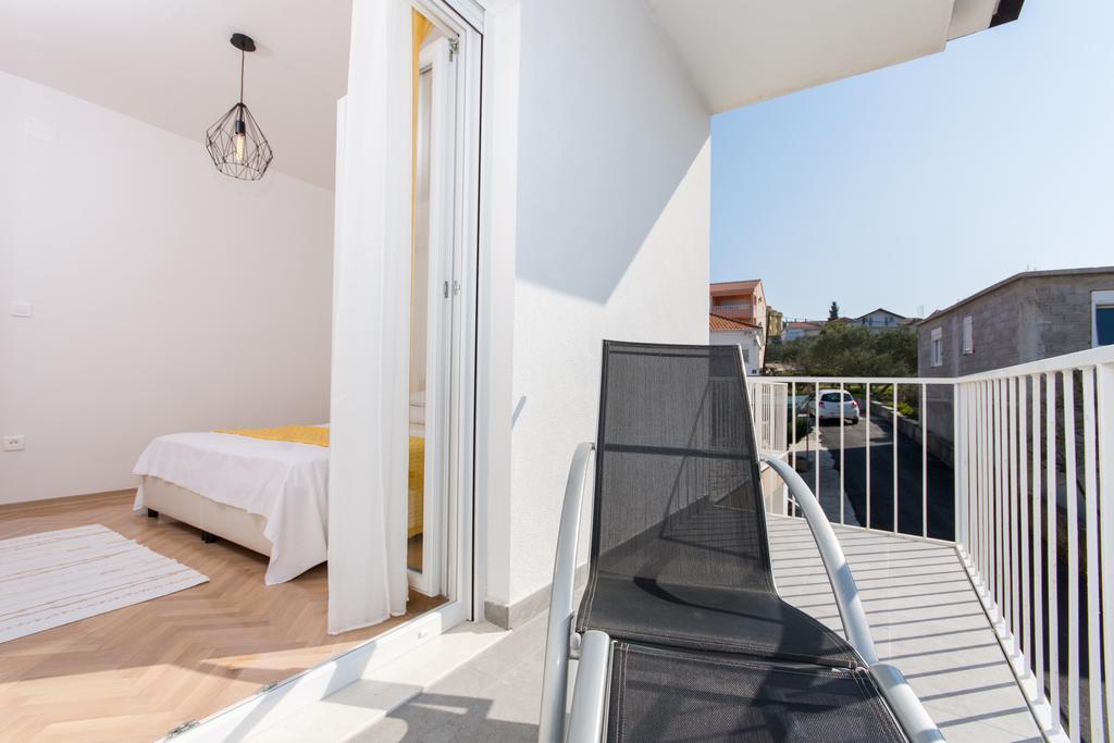 Apartment Mika1 Trogir Bagian luar foto